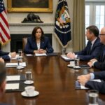 Casa Branca Reúne Empresas Cripto e Bancos para Debater Rendimento de Stablecoins