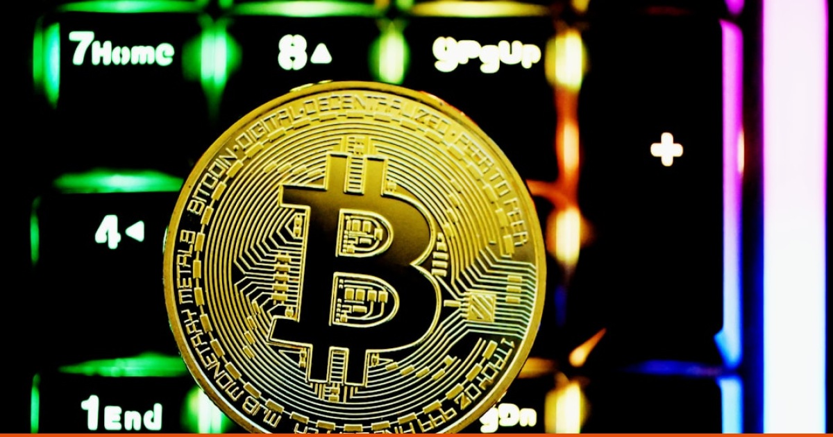 Satoshi Nakamoto escreveu há 16 anos que adiar lançamentos por falta de recursos é um erro — e a frase nunca saiu de moda