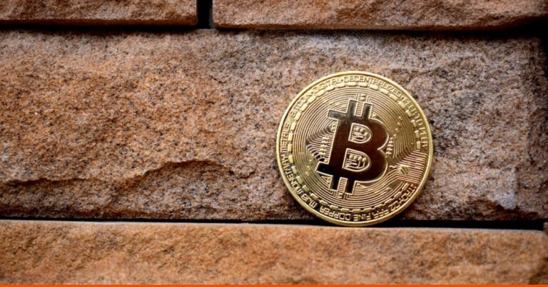 Strategy amplia reserva em dólares para US$ 1,4 bilhão e acumula 847.363 BTC após nova compra de US$ 35 milhões