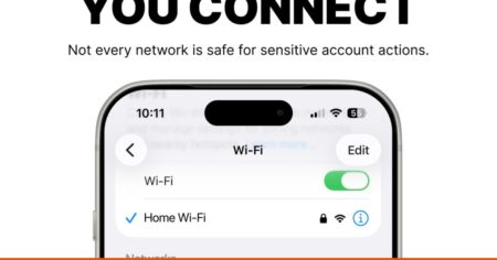 Pessoa usando notebook em uma rede Wi-Fi pública, em contexto de alerta de segurança da Bybit